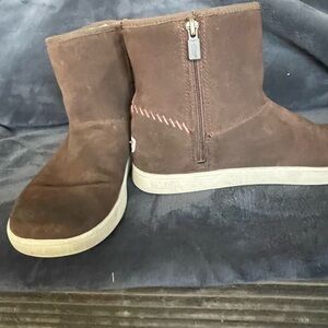 Brown Women Boots